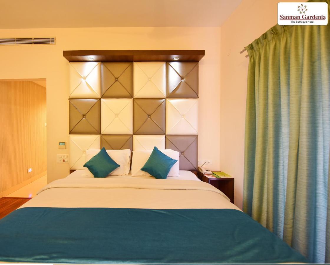 Hotel Sanman Gardenia Bangalore Exterior photo
