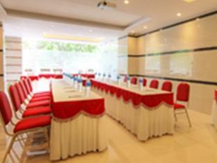 Hotel Sanman Gardenia Bangalore Exterior photo